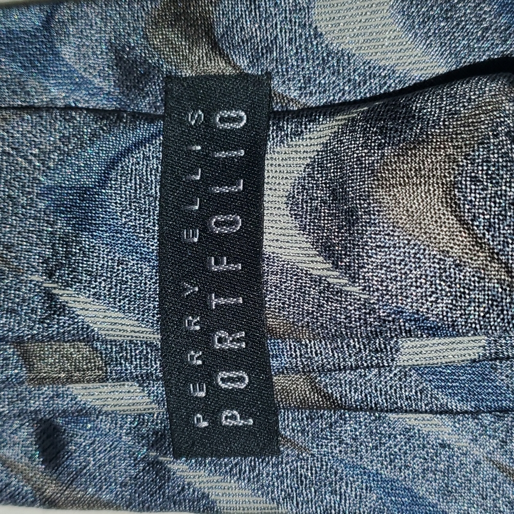 Perry Ellis - Picture 4 of 5